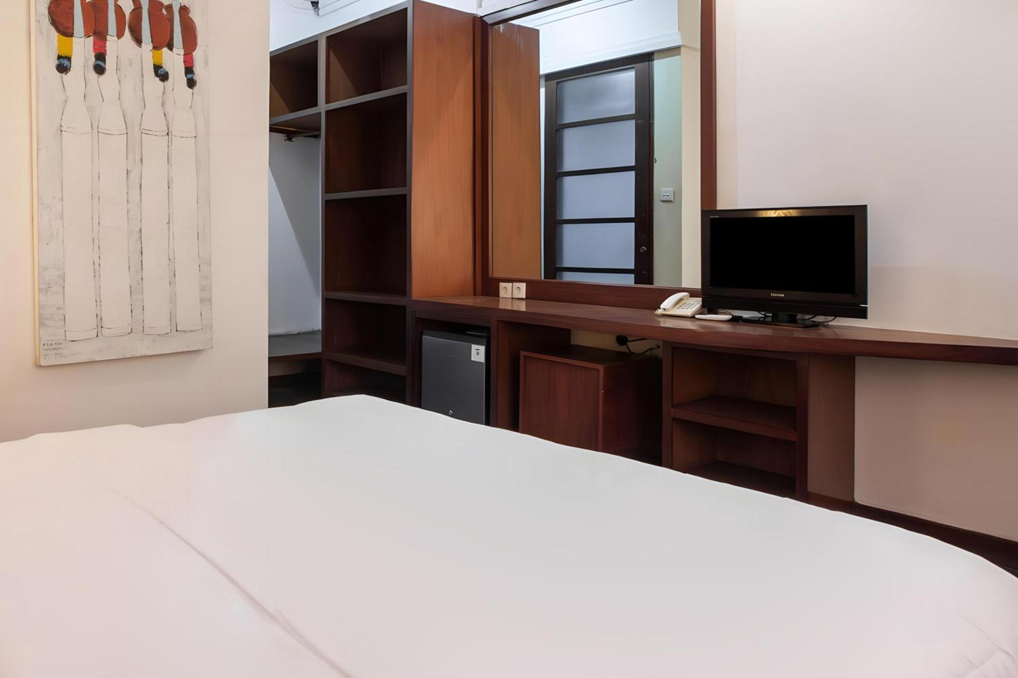 Capital O 93809 Wida Hotel Legian  Ngoại thất bức ảnh