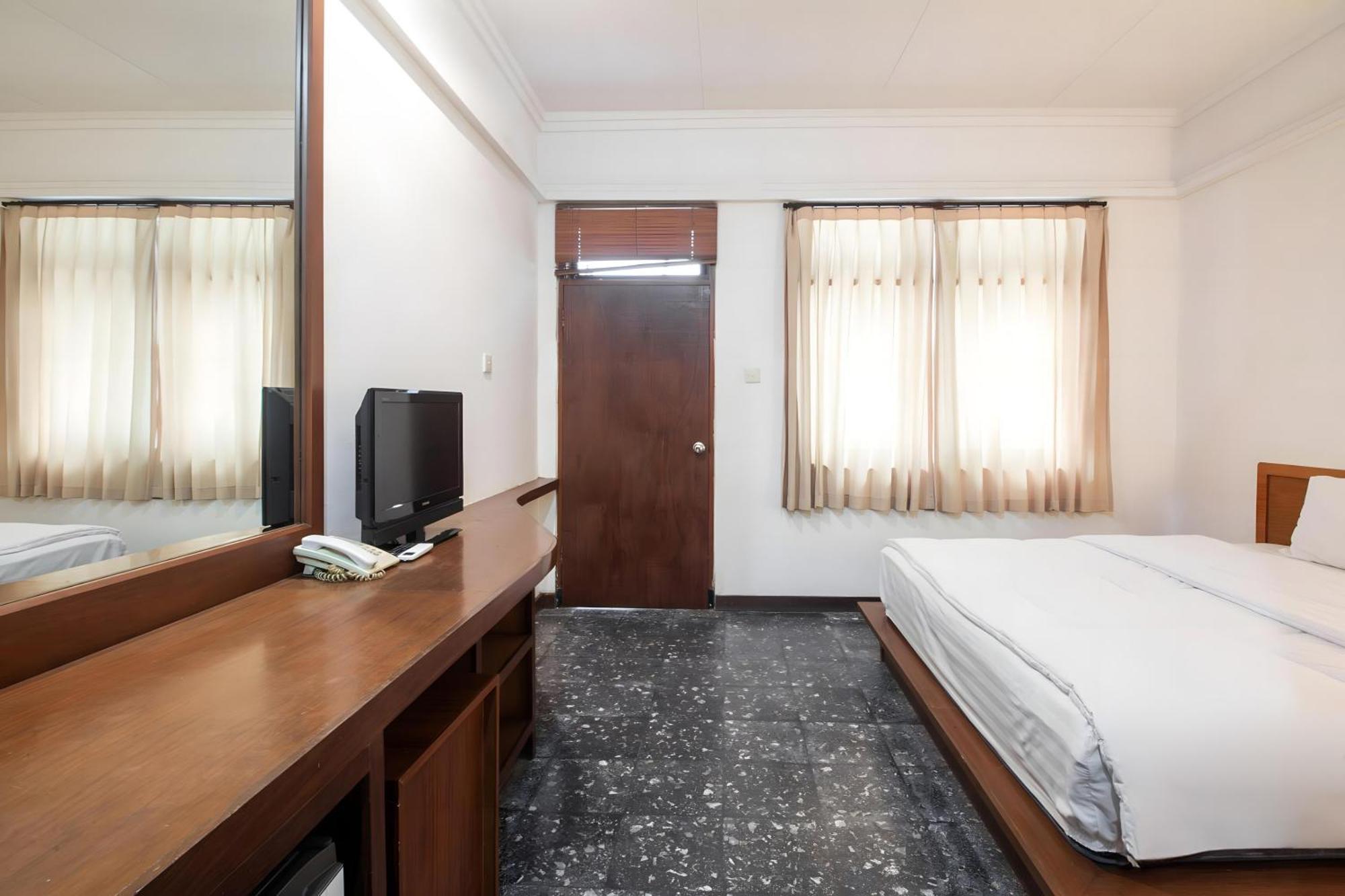 Capital O 93809 Wida Hotel Legian  Ngoại thất bức ảnh