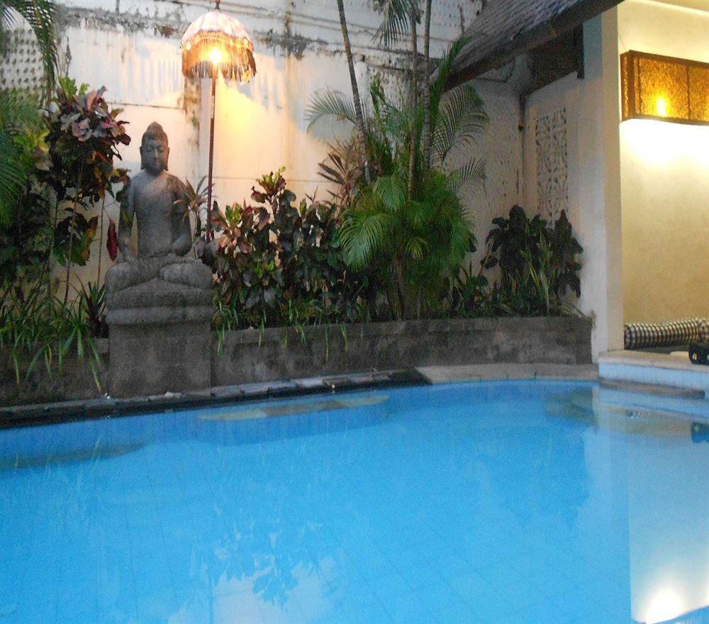 Capital O 93809 Wida Hotel Legian  Ngoại thất bức ảnh