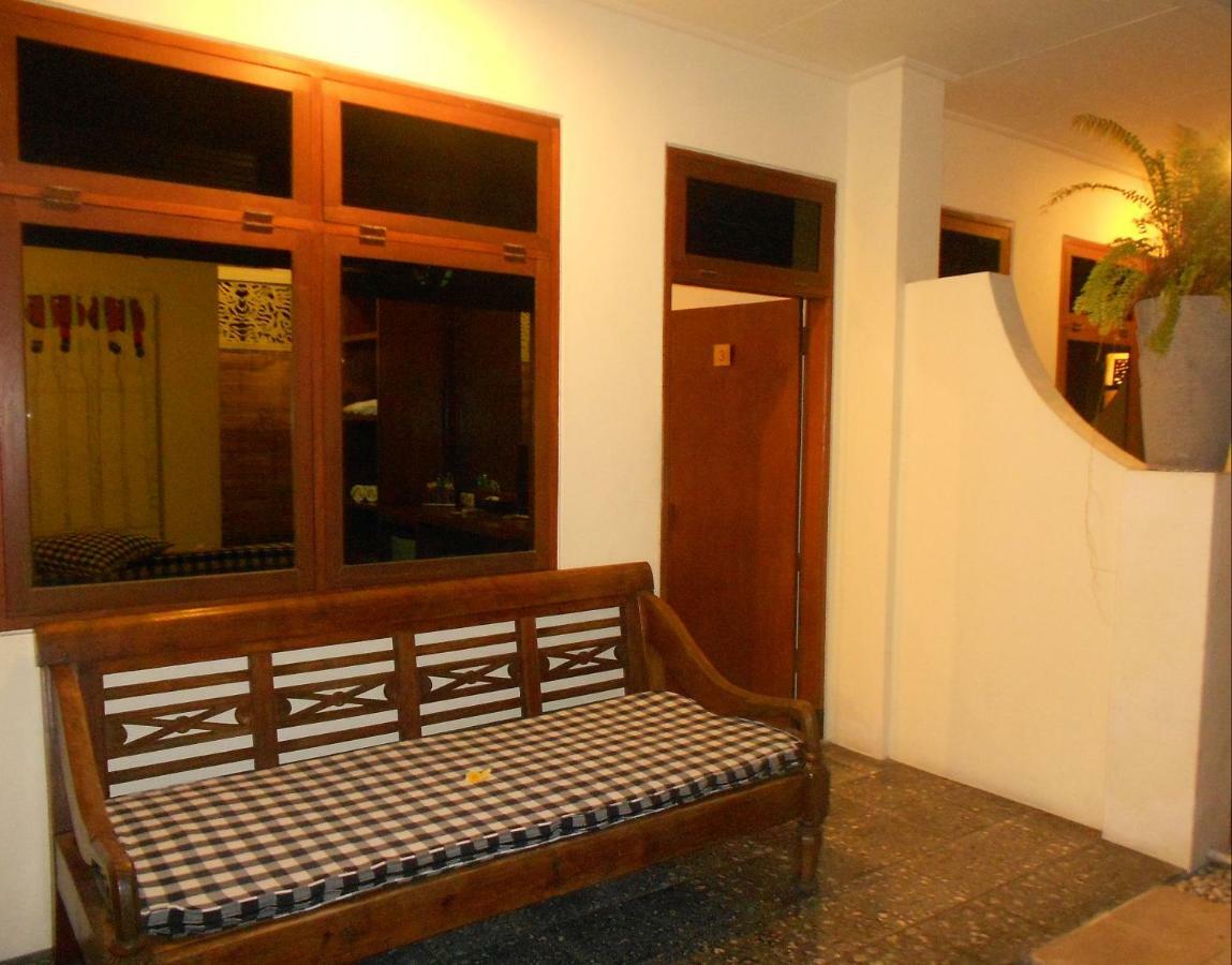 Capital O 93809 Wida Hotel Legian  Ngoại thất bức ảnh